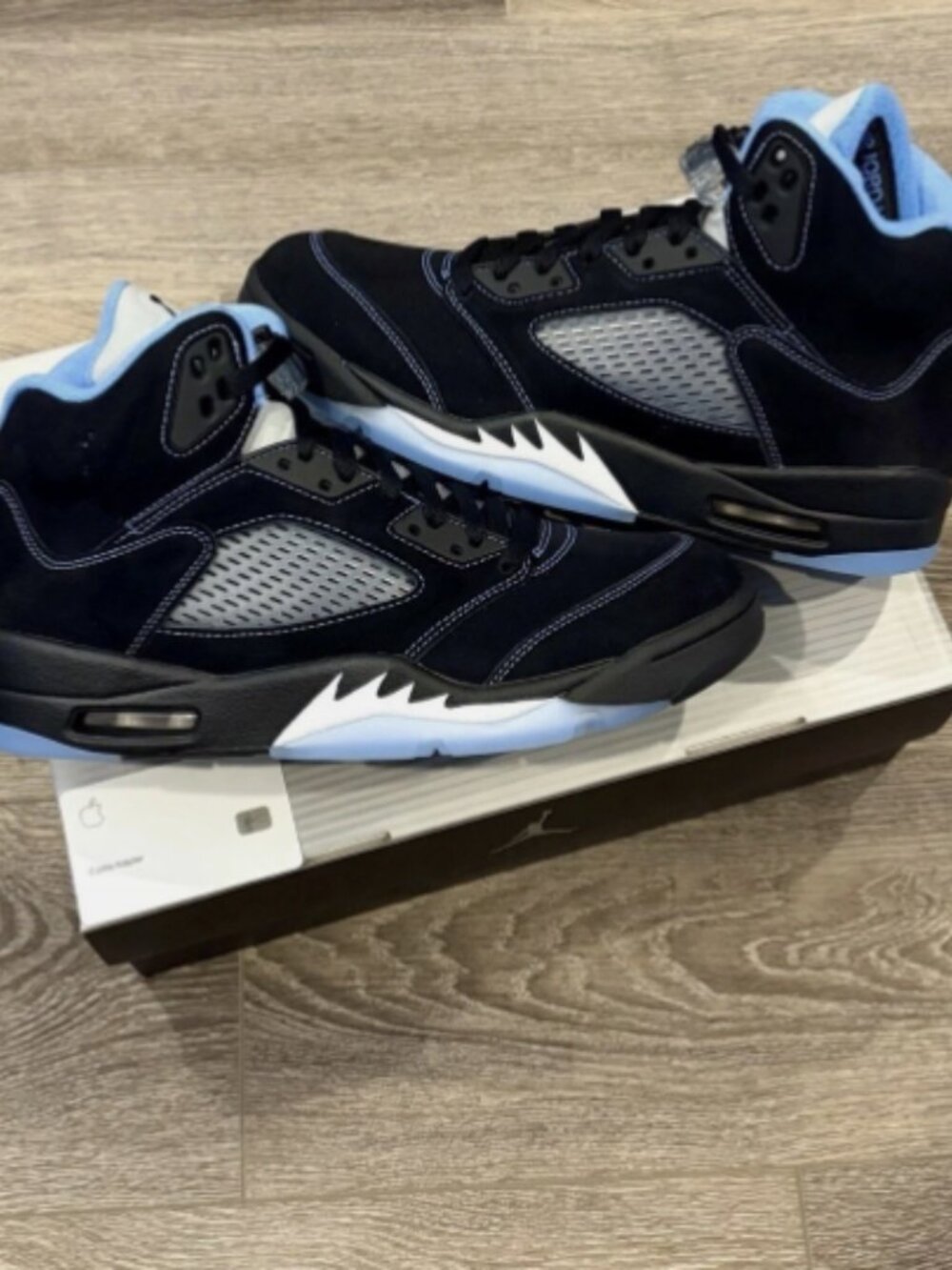 Nike Air Jordan 5 Black Carolina University Blue UNC